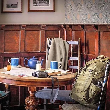 The Golden Lion At Settle