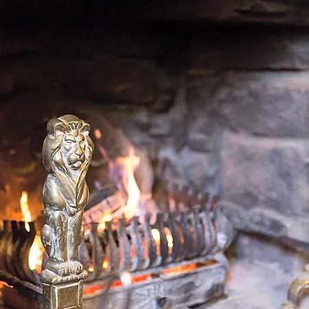 The Golden Lion At Settle سكيبتون