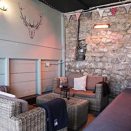 فندق The Golden Lion At Settle سكيبتون