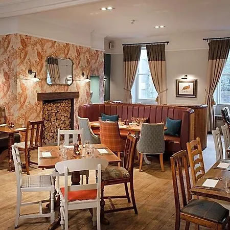 The Golden Lion At Settle 4*